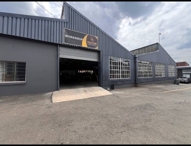 1,192M² WAREHOUSE TO LET IN SEBENZA
